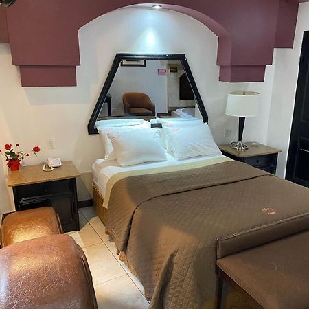 Hotel Yolanda Tijuana Zewnętrze zdjęcie