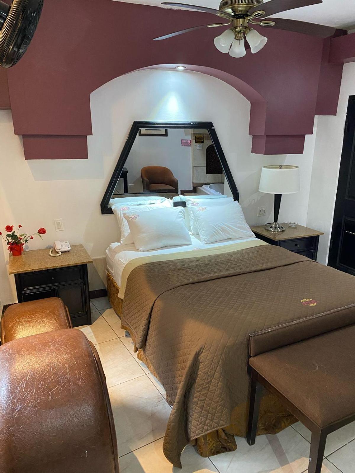 Hotel Yolanda Tijuana Zewnętrze zdjęcie